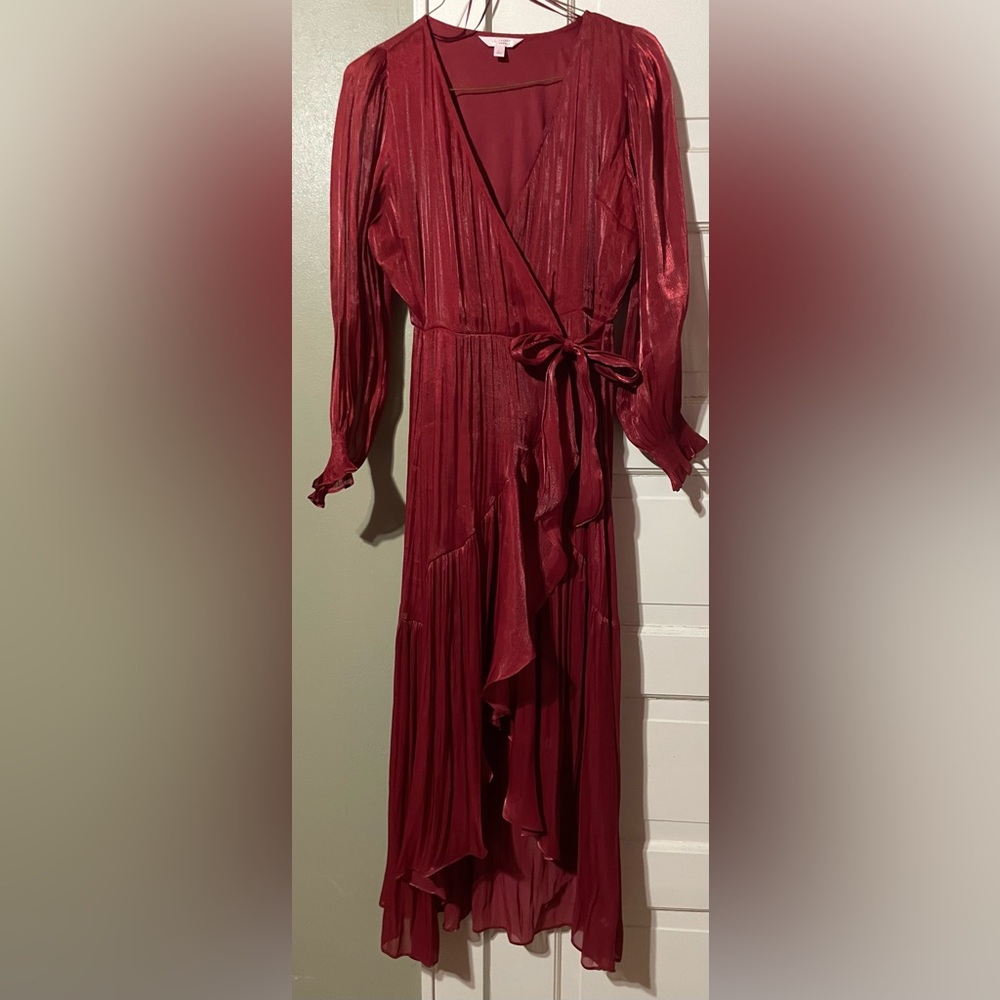 LC Lauren Conrad Elegant Long Sleeve Red Dress